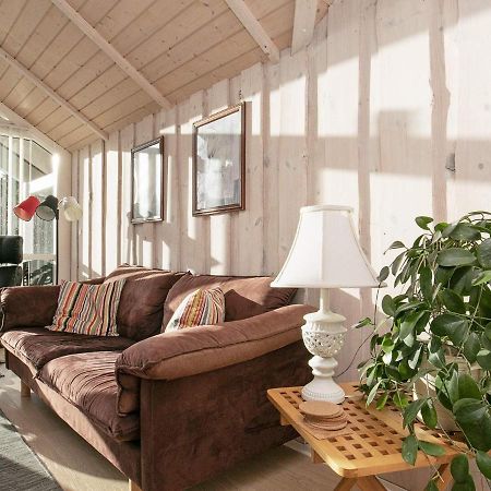 Three-Bedroom Holiday Home In Rodby 38 Kramnitse Bagian luar foto