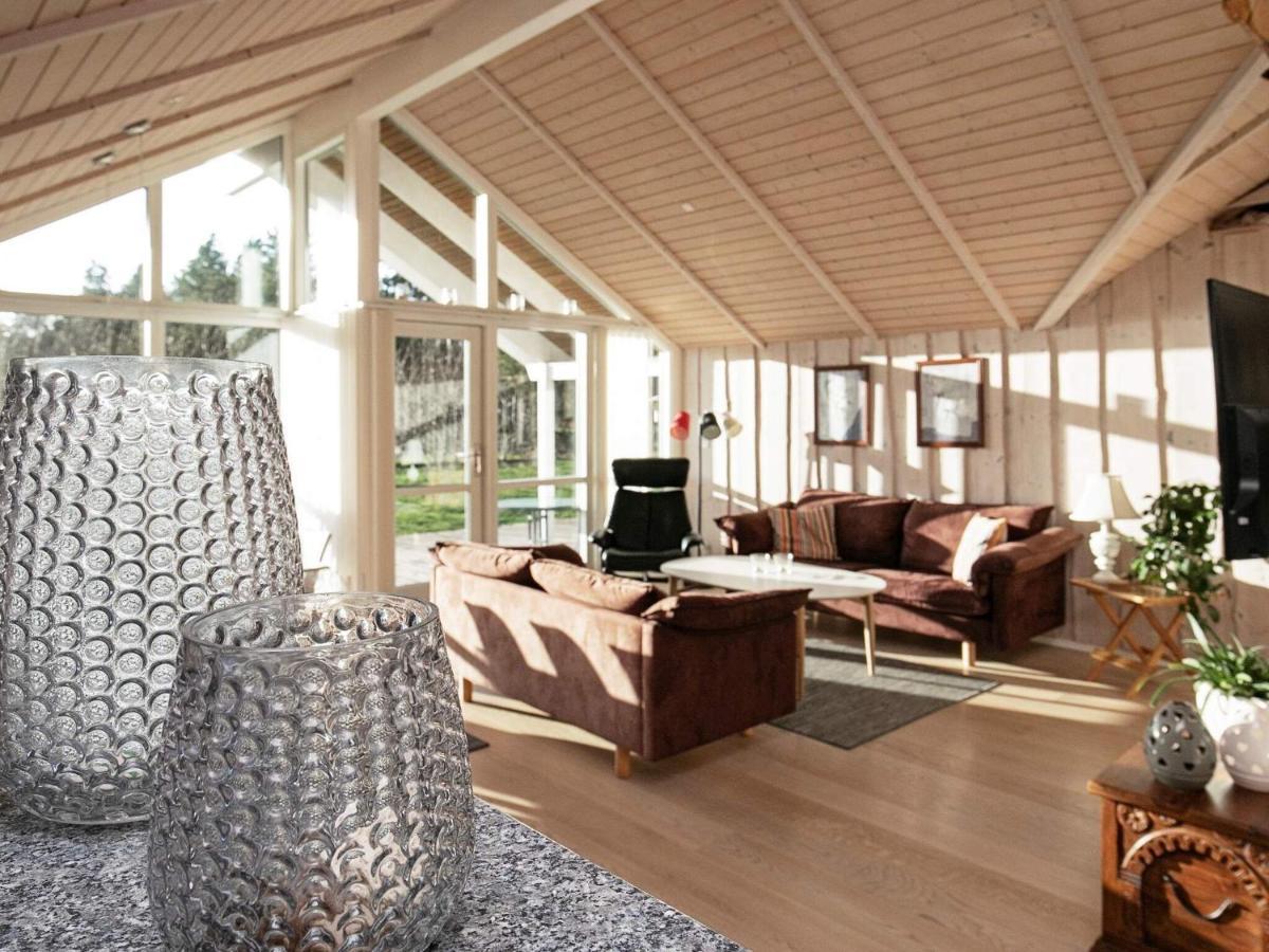 Three-Bedroom Holiday Home In Rodby 38 Kramnitse Bagian luar foto