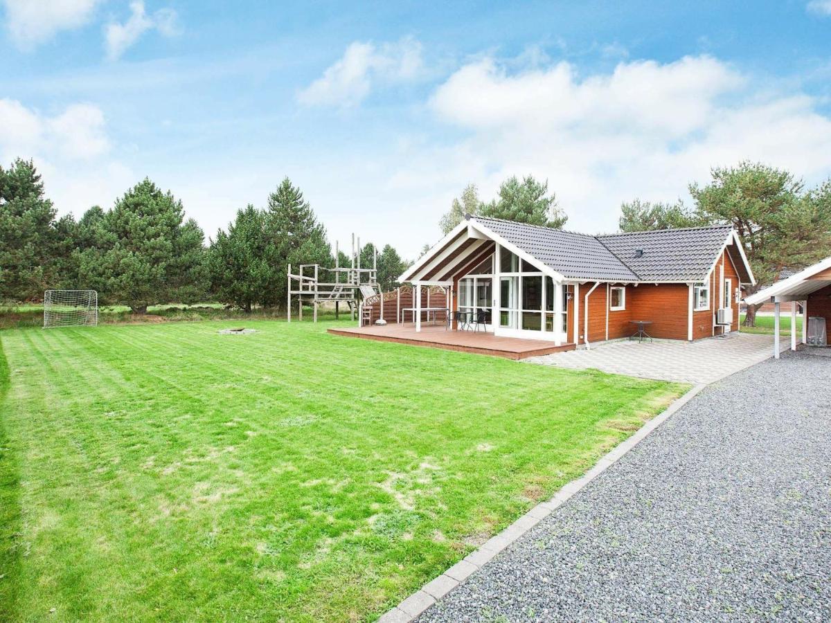 Three-Bedroom Holiday Home In Rodby 38 Kramnitse Bagian luar foto